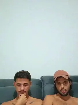 Cam4 Free Porn Cam of Levi_Henrique
