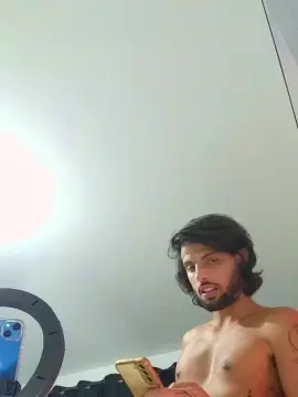 Cam4 Live Porn of Levi_Henrique