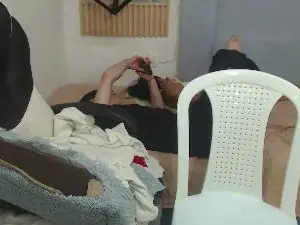 Cam4 Live Sex of Iantwink18