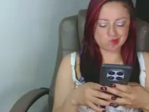 Cam4 Nude Webcam of layla_cristell