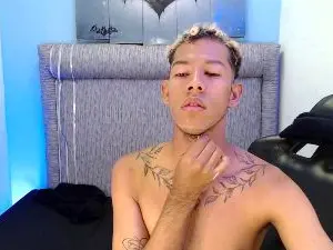 Cam4 Live Sex of Tupac_D_