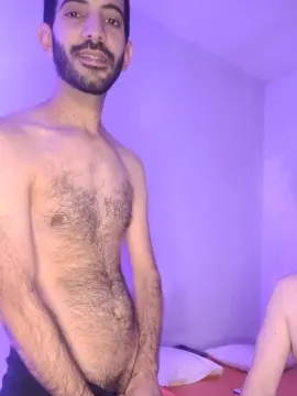 Cam4 Live Sex of roniyleandro