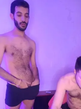 Cam4 Nude Webcam of roniyleandro