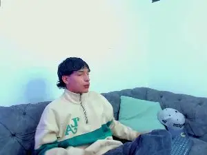 Cam4 Live Sex of KroyWave