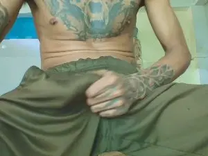 Cam4 Free Live Porn of bigcentauro233