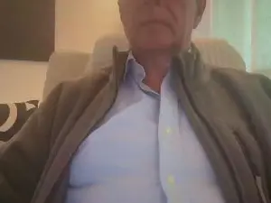 Cam4 Adult Video Chat of Bernie2620