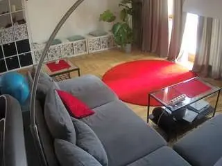 Camsoda Adult Webcams of voyeurcam-julmodels-living-4