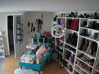 Camsoda Sex Cam of voyeurcam-missoliviablack-03