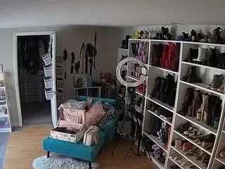 Camsoda Free Porn Cam of voyeurcam-missoliviablack-03