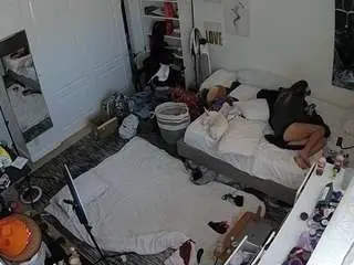 Camsoda Adult Webcams of voyeurcam-hornyhostel-02