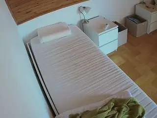 Camsoda Adult Webcam of voyeurcam-julmodels-greybed-1