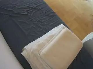 Camsoda Live Sex Cam of voyeurcam-julmodels-greybed-2