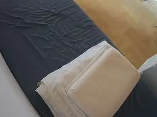 Camsoda Sex Chat of voyeurcam-julmodels-greybed-2