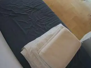 Camsoda Adult Webcams of voyeurcam-julmodels-greybed-2