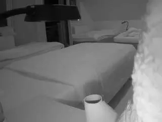 Camsoda Adult Webcam of voyeurcam-julmodels-bed-2