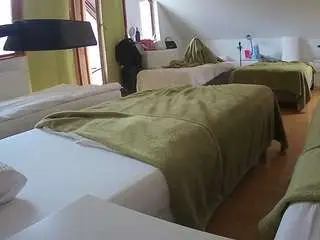 Camsoda Free Porn Cam of voyeurcam-julmodels-bed-2