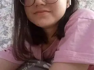 Camsoda Free Live Porn of astridvermilyea