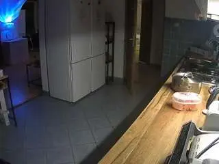 Camsoda Live Sex Cam of voyeurcam-julmodels-kitchen