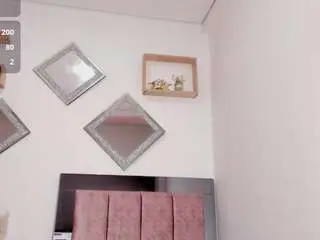Camsoda Nude Webcam of miapearls
