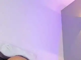 Camsoda Watch Live Sex Cams of elisa-castrillon