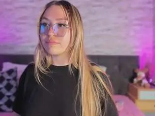 Camsoda Private Sex Chat of rachel-quenby