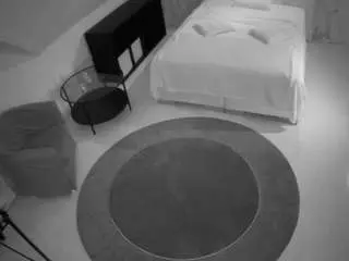 Camsoda Free Live Porn of voyeurcam-julmodels-whitebed-1