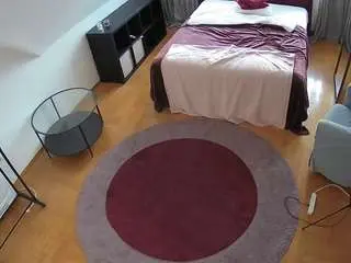 Camsoda Private Sex Chat of voyeurcam-julmodels-whitebed-1