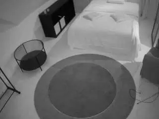 Camsoda Sex Cam of voyeurcam-julmodels-whitebed-1