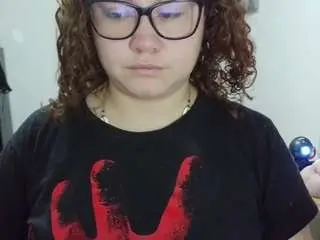 Camsoda Nude Webcam of curly-greeneyed