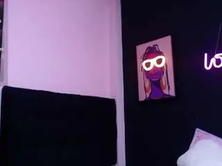 Camsoda Adult Webcam of manelly-sweetf