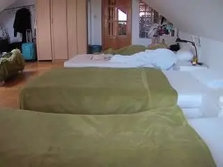 Camsoda Live Porn of voyeurcam-julmodels-bed-3