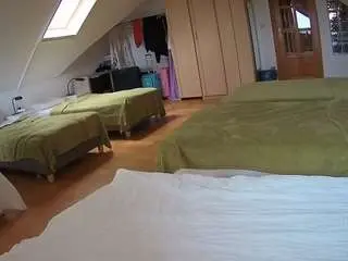 Camsoda Watch Live Sex Cams of voyeurcam-julmodels-bed-3