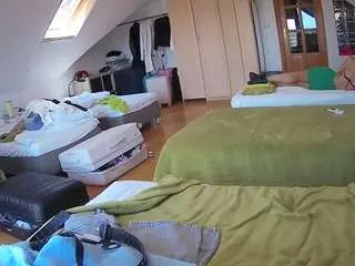 Camsoda Adult Webcam of voyeurcam-julmodels-bed-3