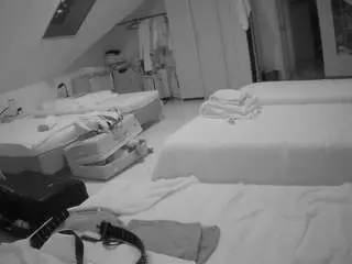 Camsoda Best live sex cam show of voyeurcam-julmodels-bed-3