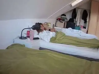 Camsoda Free Live Porn of voyeurcam-julmodels-bed-4