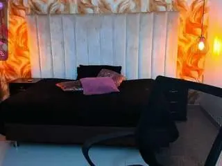 Camsoda Free Porn Cam of michael-greyy