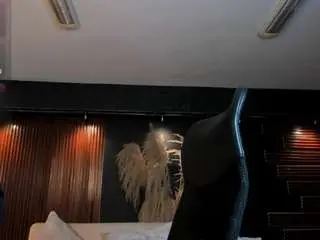 Camsoda Watch Live Sex Cams of emily-loppez