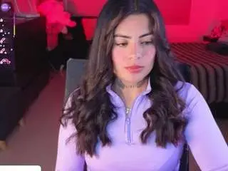 Camsoda Free Porn Cam of ivynaugthyqueen