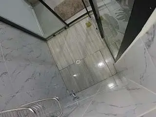 Camsoda Sex Cam of voyeurcam-jb-shower-2