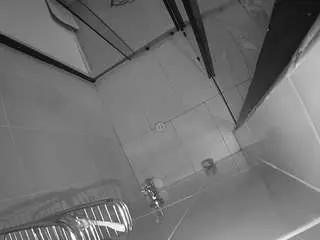 Camsoda Nude Webcam of voyeurcam-jb-shower-2