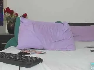 Camsoda Live Sex Cam of goldenlunafantasy
