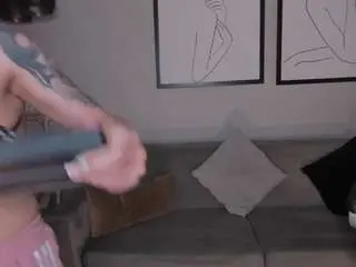 Camsoda Nude Webcam of mollysunders