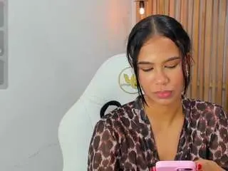 Camsoda Free Porn Cam of ambar-reyess