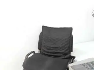 Camsoda Free Live Porn of bellaadams