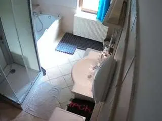 Camsoda Free Live Porn of voyeurcam-julmodels-bath-2nd-2