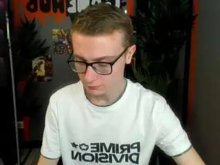 Camsoda Live Porn of emmitbarker