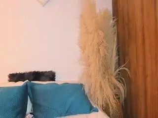 Camsoda Adult Webcams of sally-rosses