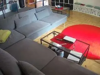 Camsoda Adult Webcam of voyeurcam-julmodels-living-3
