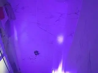 Camsoda Adult Webcams of voyeurcam-casa-salsa-bathroom-11