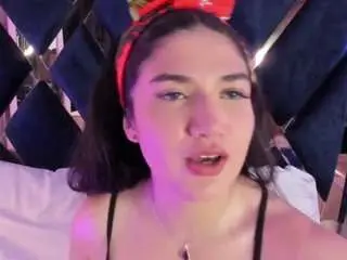 Camsoda Free Porn Cam of megan-devon